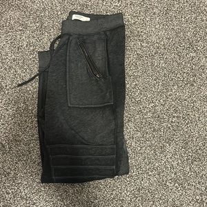 AMERCROMBIE AND FITCH JOGGERS